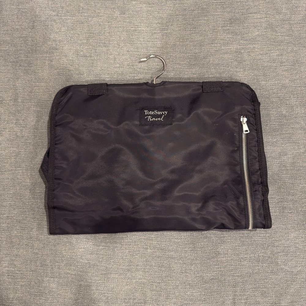 Tote Savvy Black Travel Hanging Toiletry Organizer